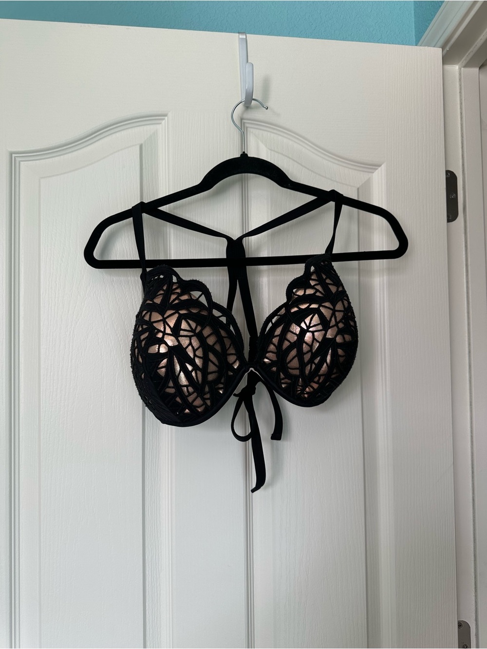 Set: Kona Sol Black Bikini Top and bottoms